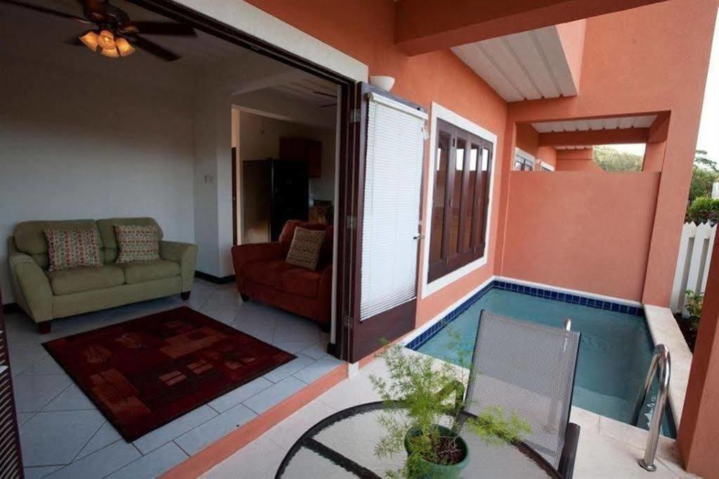 Augusta'S Apartments Rodney Bahía Exterior foto